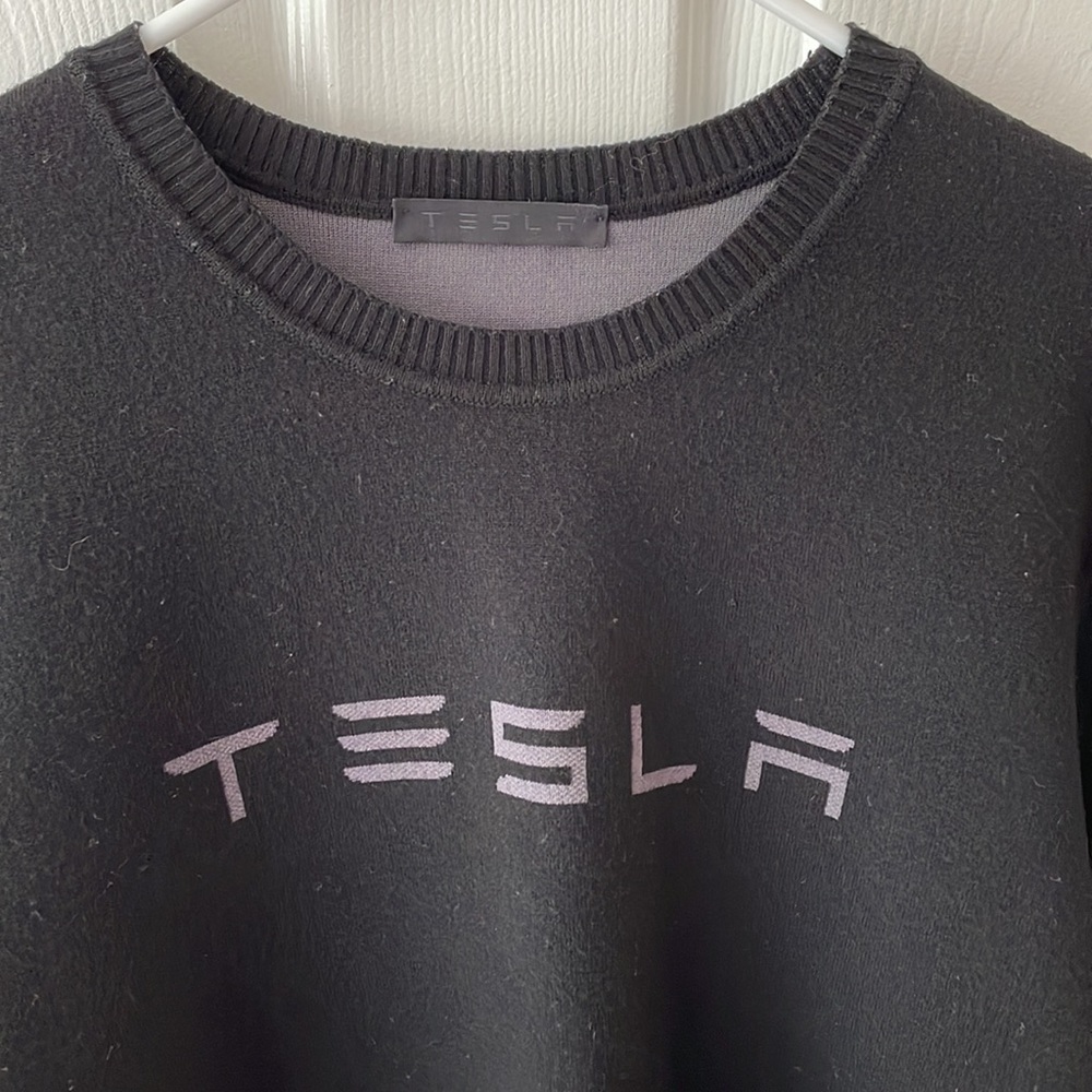 SUPER RARE TESLA sweater - Picture 2 of 8